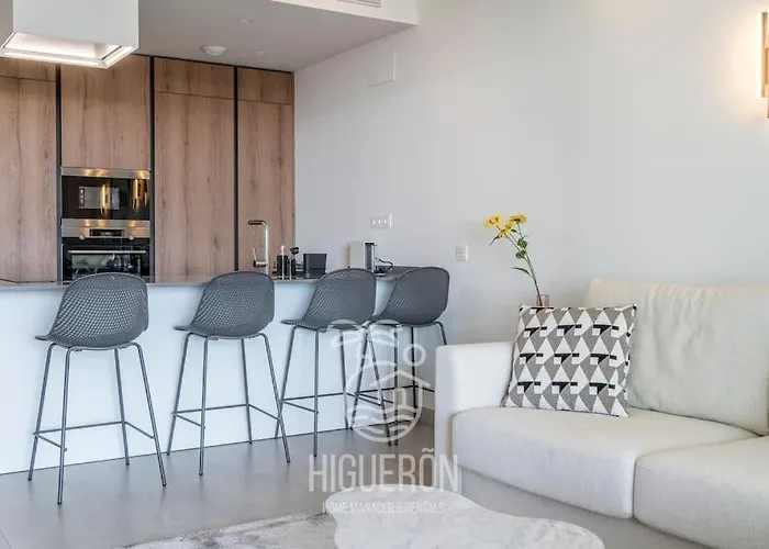 Apartment Higueronrentals Sea Breeze